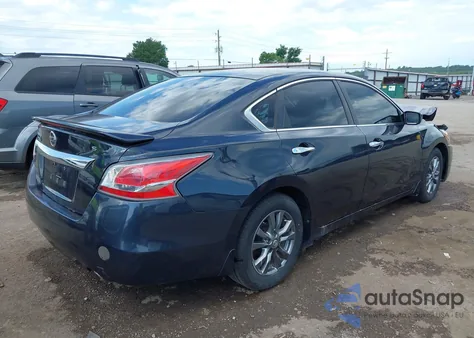 2015 Nissan Altima 2.5 S из США, поврежденный, VIN 1N4AL3AP2FN376922